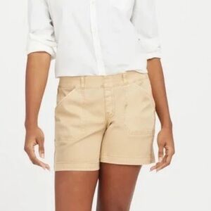 SPANX Women's Tan Cargo Shorts